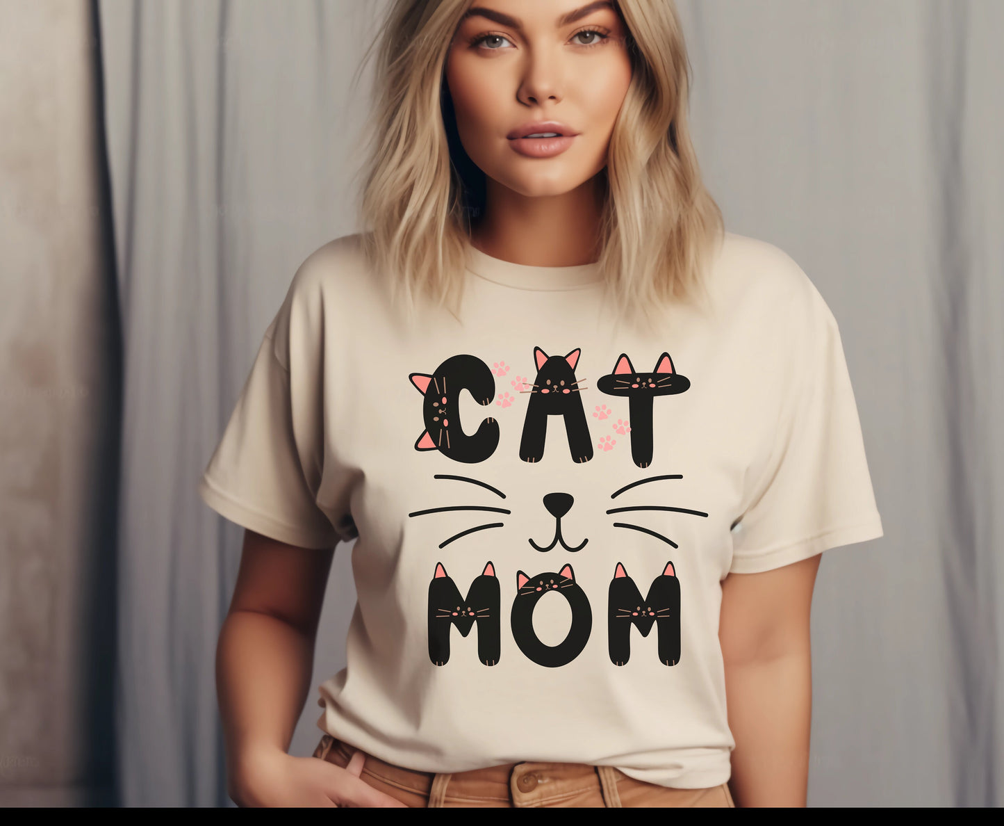 Black Cat Mom T-Shirt
