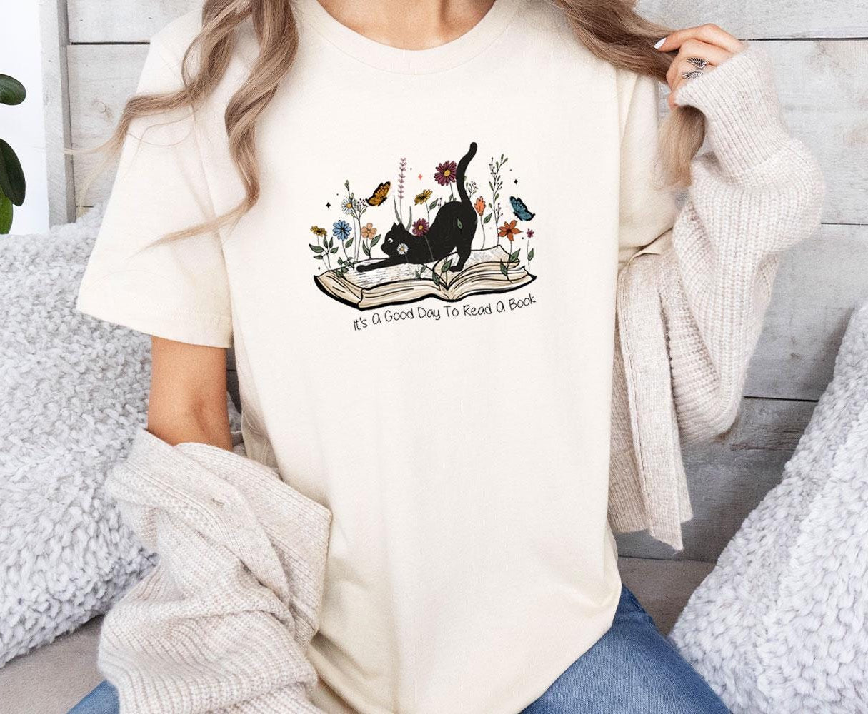 Read A Book Cat Tee V5