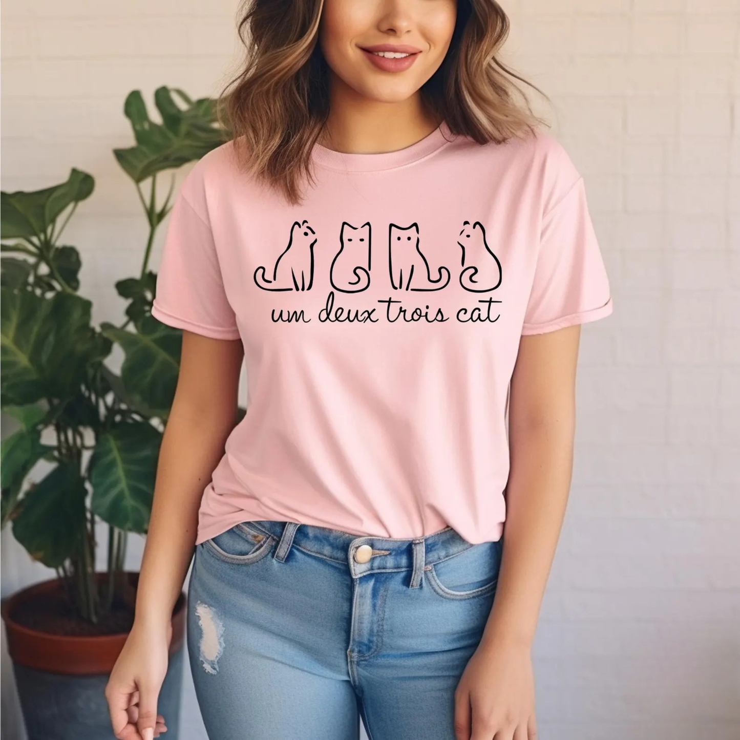 Um Deux Trois Cat T-Shirt