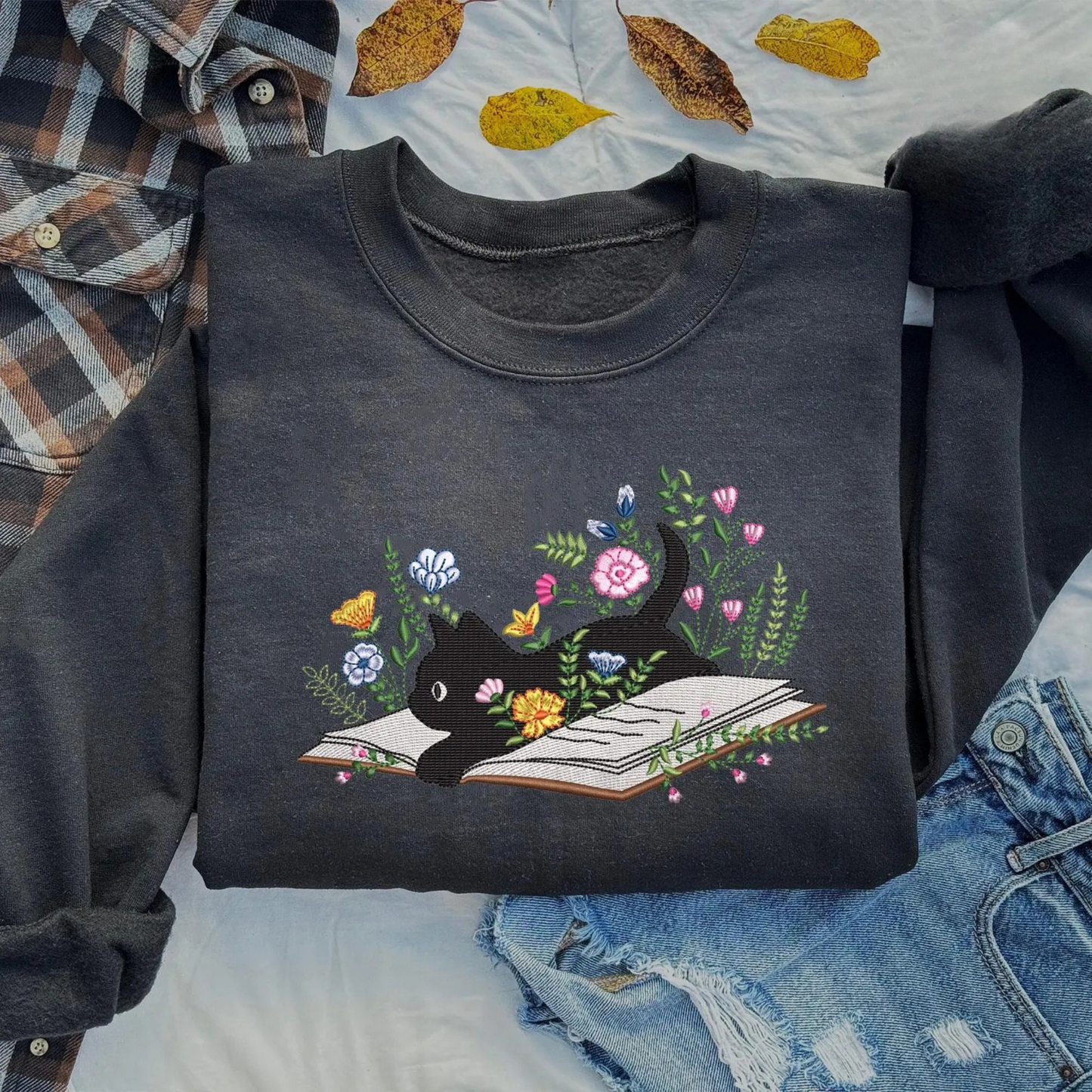 Black Cat Sweatshirt V5