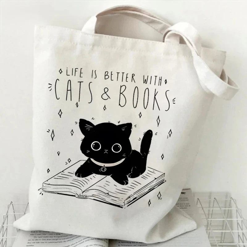 Cat's & Books Tote Bag