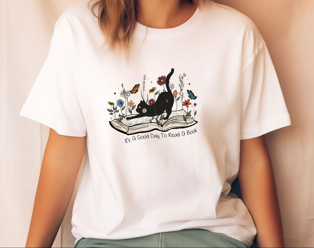 Read A Book Cat Tee V5