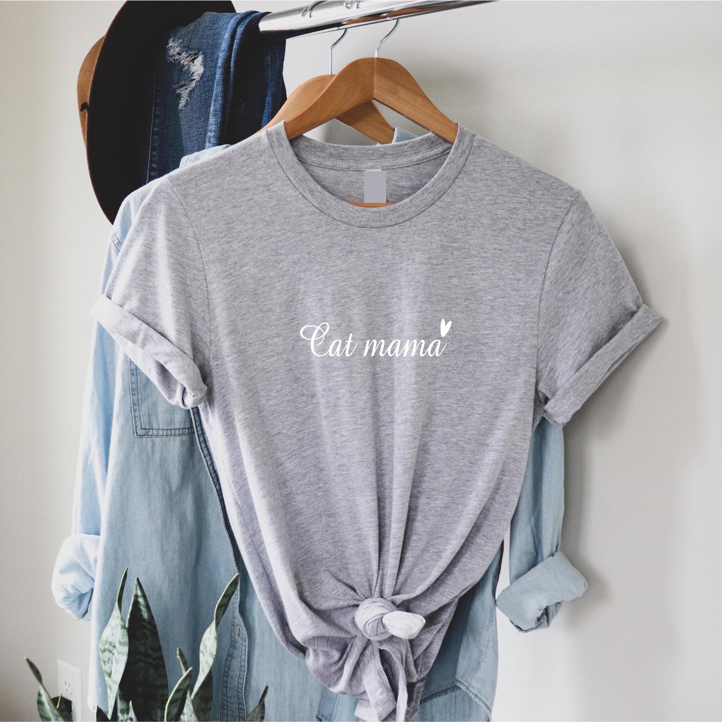 Cat Mama Tee V10