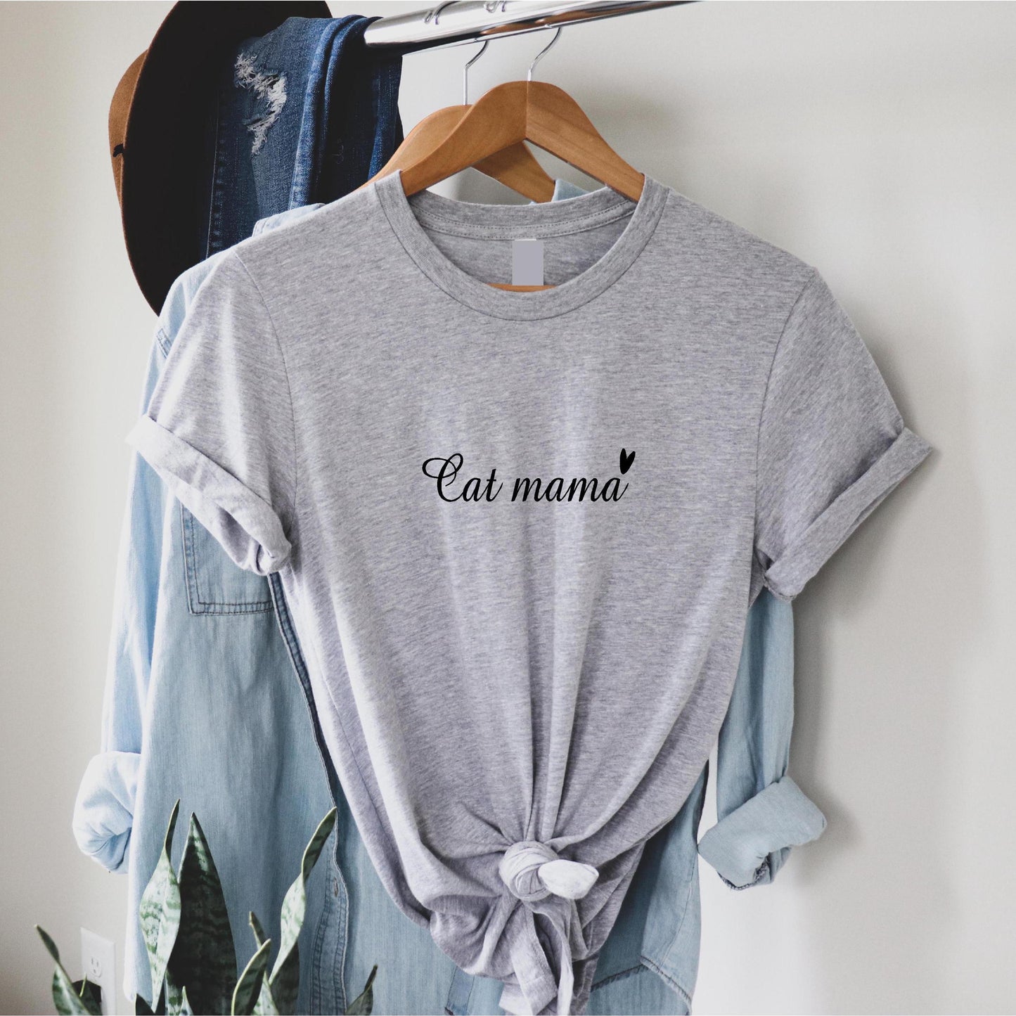 Cat Mama Tee V10