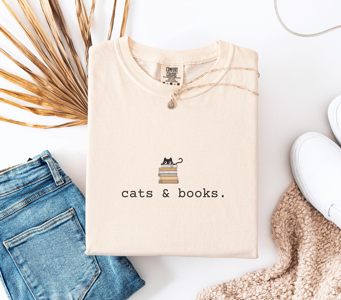 Cats & Books Shirt V4