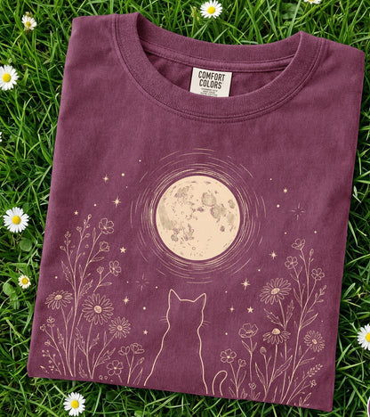 Minimalist Cat Lover T-Shirt