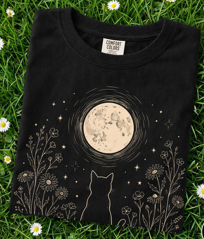 Minimalist Cat Lover T-Shirt