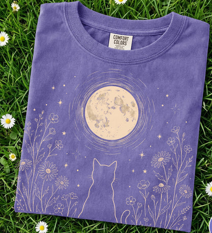 Minimalist Cat Lover T-Shirt