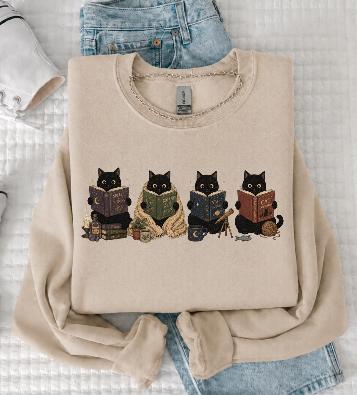 Black Cat Reading Sweatshirt V6